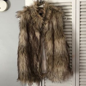 Fur vest